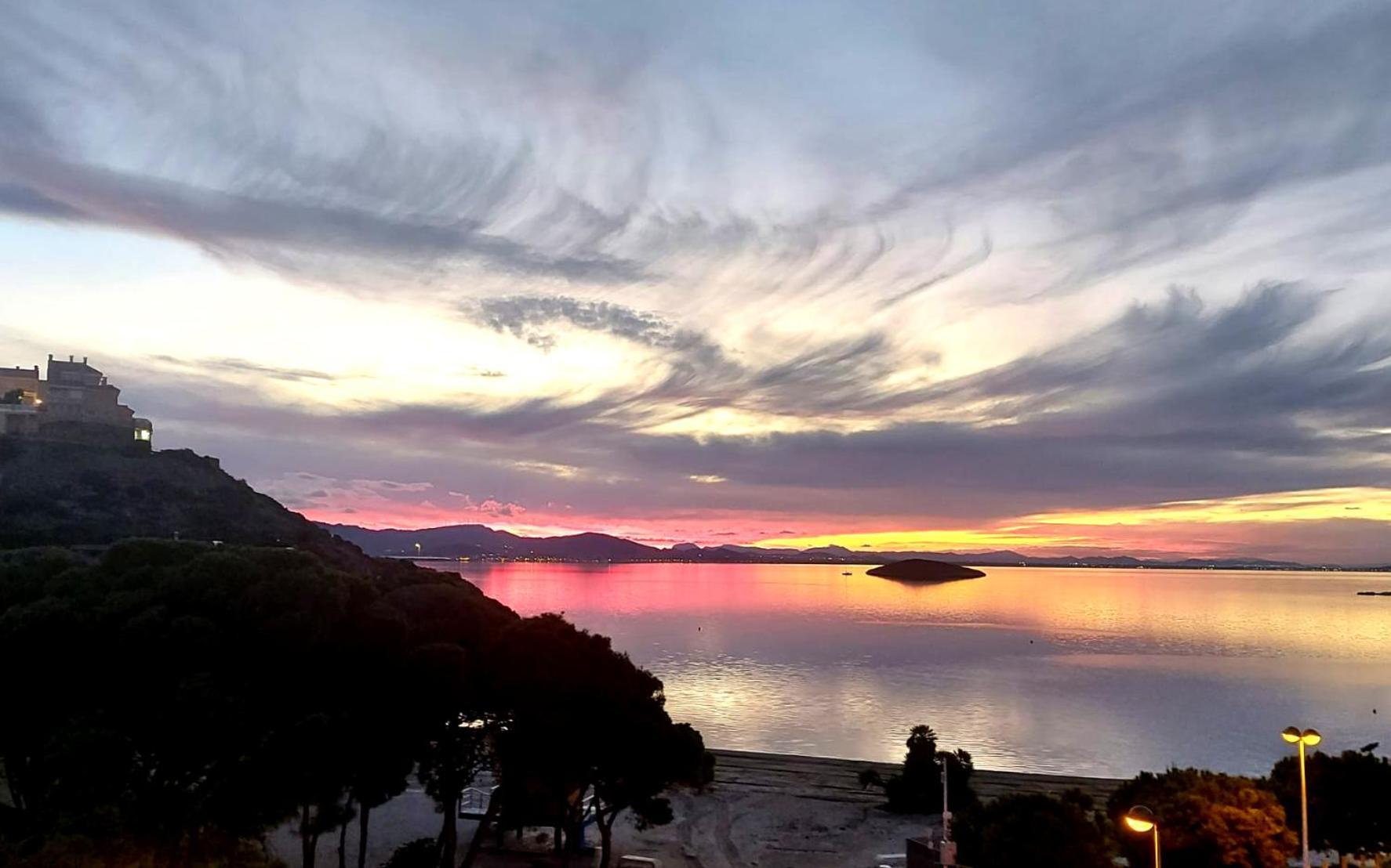 Nido Del Amor Deluxe 1A Linea Terraza Indoorpool Wifi Aire Netflix 10 Metros A Cala Del Pino La Manga del Mar Menor Kültér fotó